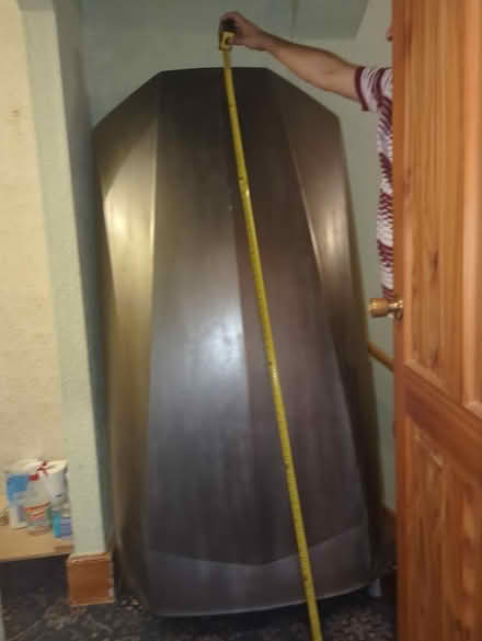 Photo of free Exodus 580l roof box (Leyton E10) #2