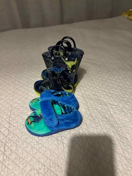 Photo of free Slippers and wellies size 6 new (Chatham) #1
