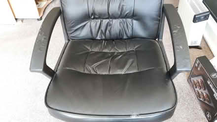 Photo of free Office chair with used arms (Manningham BD2) #1