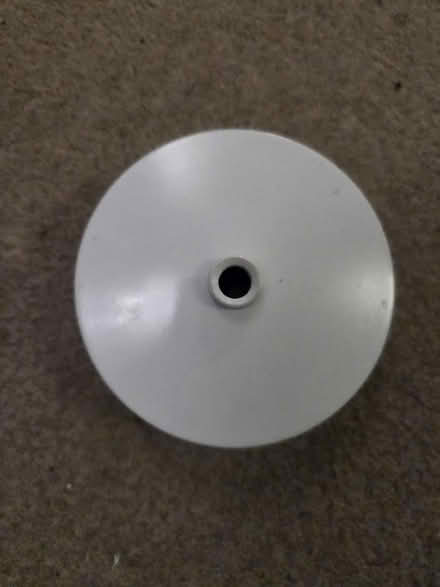Photo of free Ceiling rose (Little Heath RG31) #2