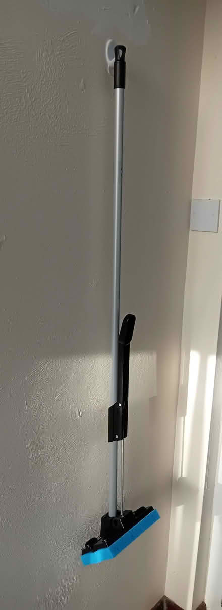 Photo of free Squeegee type floor mop (Springfield CM1) #1