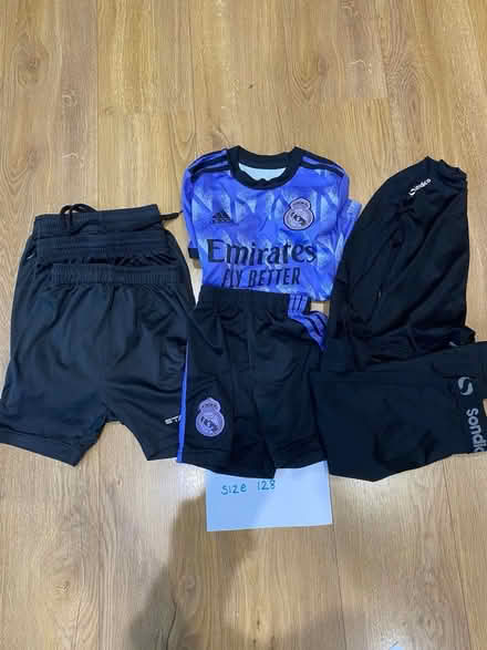 Photo of free Boys football clothes (BR6) #1