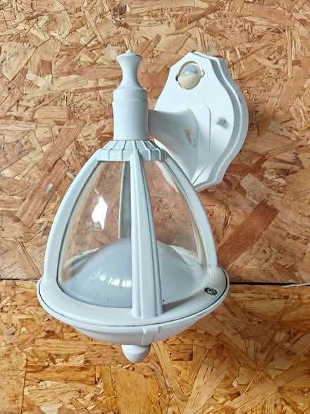 Photo of free Outdoor light (Moulton) #1