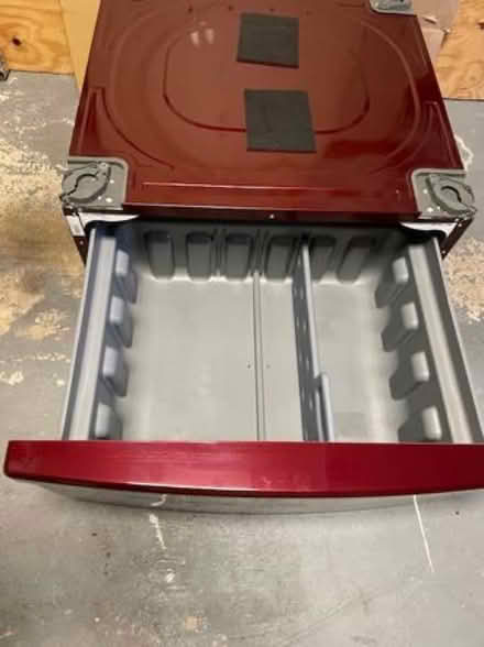 Photo of free SAMSUNG 27in Washer Dryer Pedestal (Gaithersburg) #2