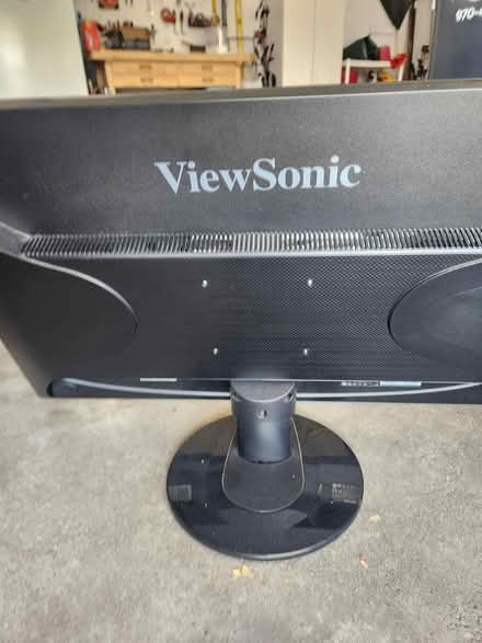 Photo of free 2 ViewSonic monitors (southeast Fort Collins) #1