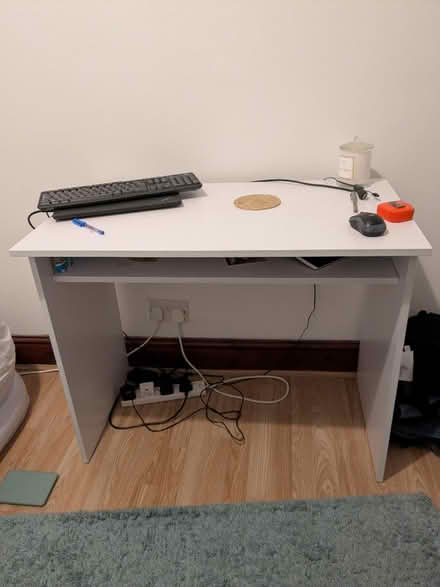 Photo of free Desk (N7 Tufnell Park) #1