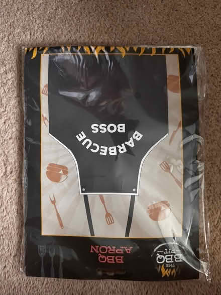 Photo of free BBQ boss apron (Coulsdon CR5) #1