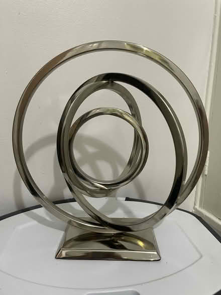 Photo of free Ornament (Evington LE5) #1