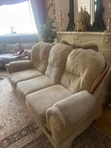 Photo of free 3 Seater Sofa (Eltham SE9) #3