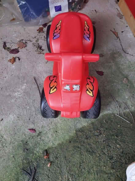 Photo of free Sit on plastic kiddies "motorbike" (Lower Tadmarton OX15) #1