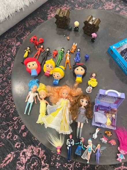Photo of free Assorted dolls and figurines (Old Town) #1