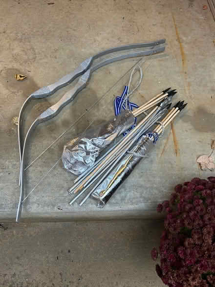 Photo of free Kid’s bow and arrow set (x2) (Brookeville -Georgia/Gold Mine) #1