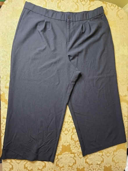 Photo of free Wide Leg Black Trousers Torrid 28T (West 7th) #2