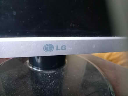 Photo of free LG monitor (Lower Morden SM4) #2