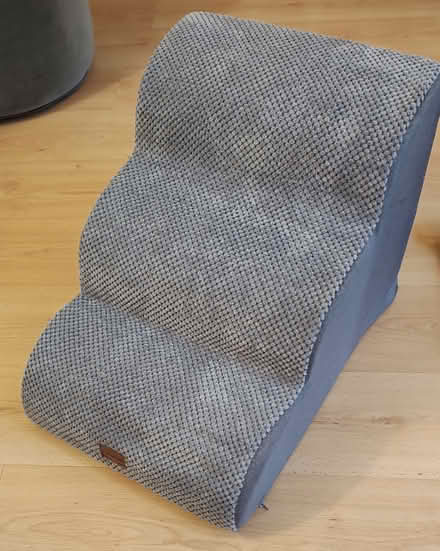 Photo of free Pet steps (Finchampstead RG40) #1