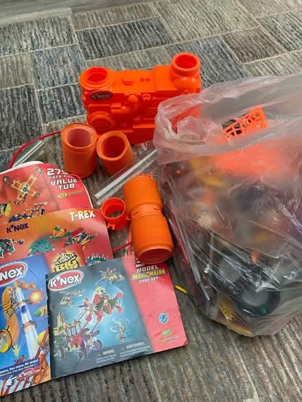 Photo of free Large bag of Kinex. (Spixworth NR10) #4