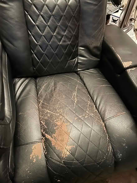 Photo of free Black leather couch usb lights (Renton near Fairwood) #2