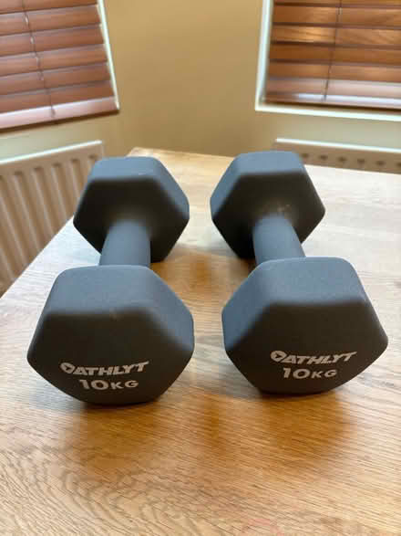 Photo of free 2x 10kg dumbbells (Hackney North) #1