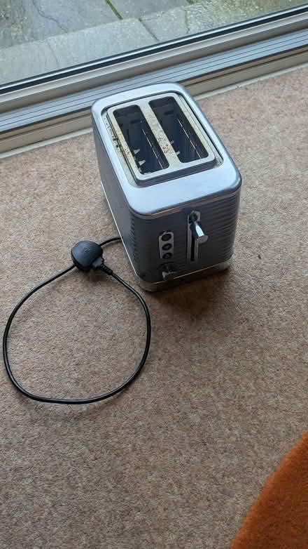 Photo of free Toaster (OX4) #2