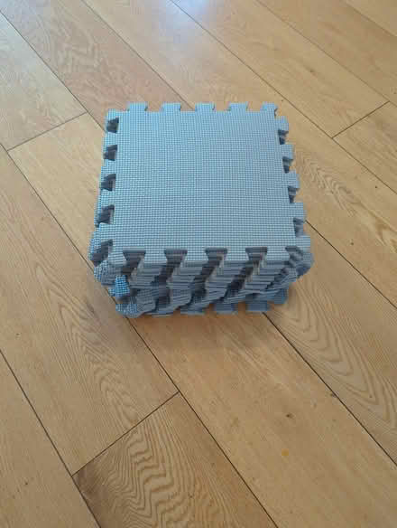 Photo of free Foam mat (CB25) #1