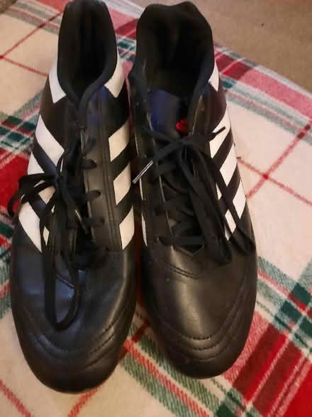 Photo of free Men's football boots size 13 (Brimington S43) #1