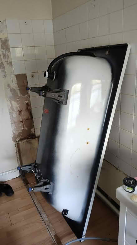 Photo of free Bath (St. Leonards TN37 6) #2