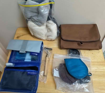 Photo of free Amenity kit contents (Hunt Club) #1