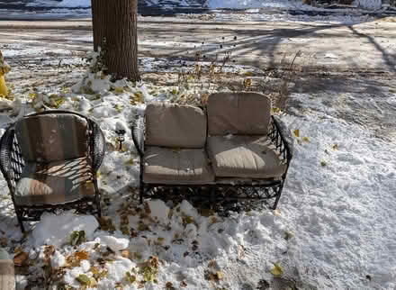 Photo of free Patio set (Old Ottawa south) #2