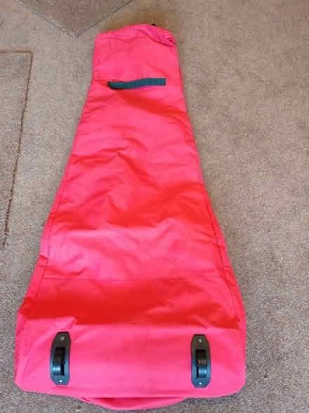 Photo of free Canvas holdall (Earnshaw Bridge PR26) #2