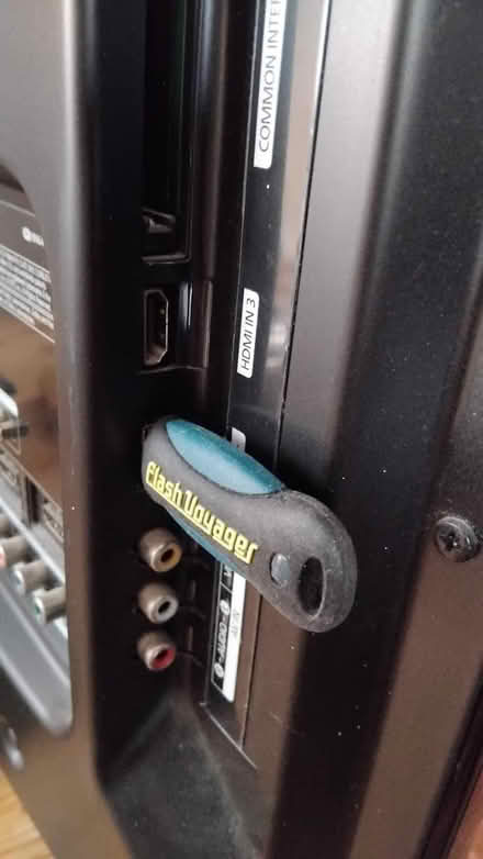 Photo of free Samsung 42" TV can be seen working (Windsor Town Centre - SL4) #2