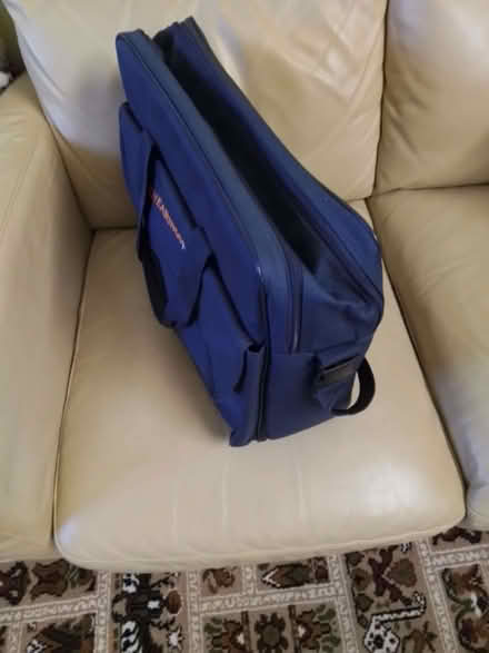 Photo of free Sheerings branded holdall (Fords Farm RG31) #3