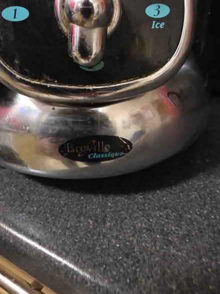 Photo of free Breville Classique blender (SS15) #2