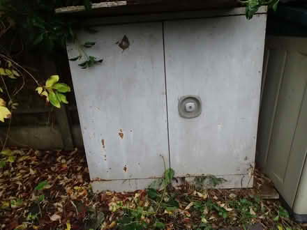 Photo of free Grey metal cabinet, ideal garage/shed storage (Tolworth KT5) #2