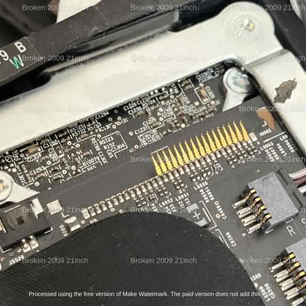 Photo of free Apple iMac 21in (for parts only) (Milford, Surrey) #3