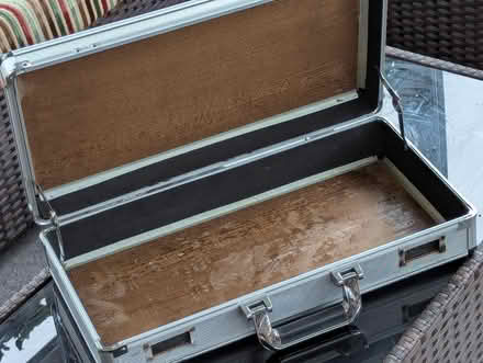 Photo of free Hard case 50x25x12cm (Odd Down) #2