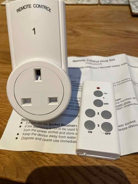 Photo of free Remote control plug set (West Wickham area) #1