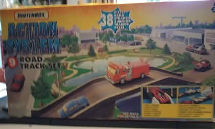 Photo of free Matchbox road track set (Hereford HR4) #2