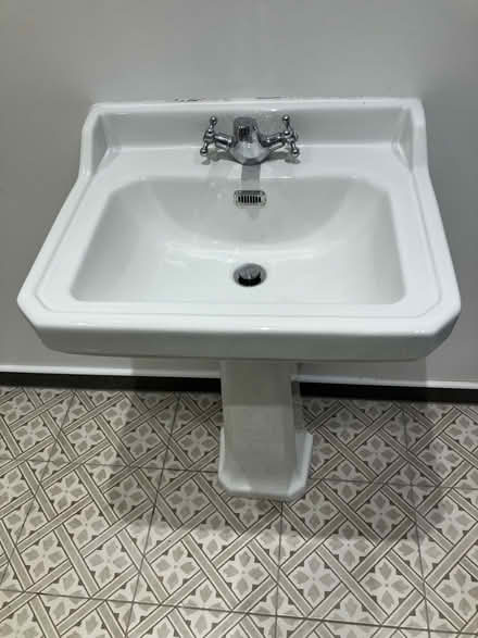 Photo of free Pedestal sink with taps (New Malden KT3) #2