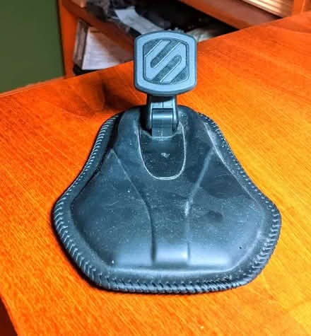 Photo of free magnetic mount for dash device (Groton) #1