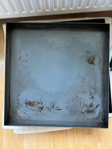 Photo of free 4 x large baking tins (metal) (Near Kew Gardens, Richmond) #2