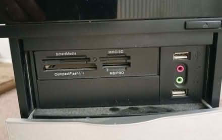 Photo of free Desktop computer, with monitor and keyboard (Chesham HP5) #3