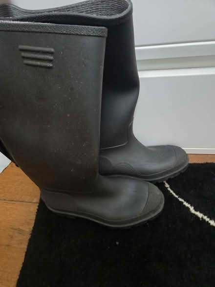 Photo of free size 6 wellies (Sparkhill B12) #1