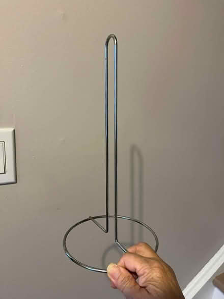 Photo of free Paper towel holder/ donated (Orléans) #1