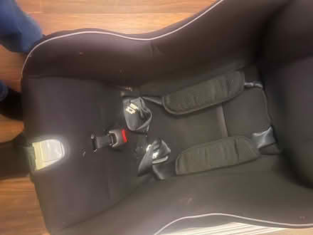 Photo of free Child isofix car seat (Leith) #1