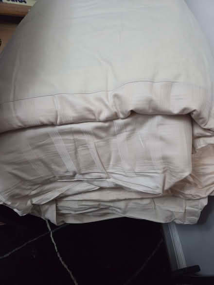 Photo of free large duvet with cover (Sparkhill B12) #1