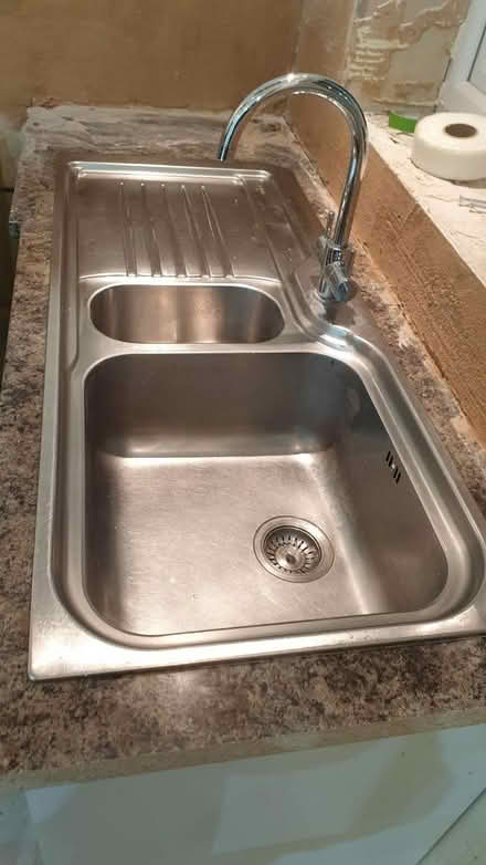 Photo of free Franke sink, used, generous size (Dunstable LU6) #1
