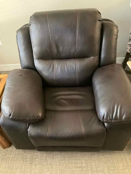 Photo of free Leather Lane Recliner (1997 Forest Ridge Dr Bedford) #2
