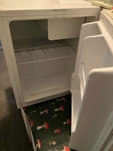 Photo of free Table top fridge (Formby L37) #2