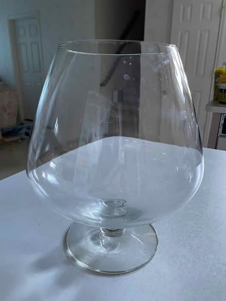 Photo of free Glass serving bowl/vase (West Plano) #1