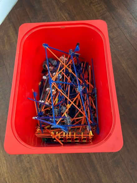 Photo of free Box of K’Nex (Sevenoaks) #2